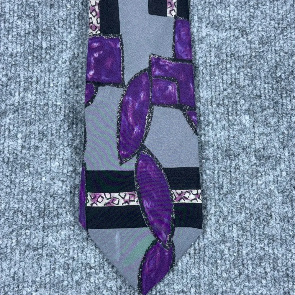 Mens Vintage Abstract Geometric Leaf Print Silk Tie Purple Grey Black Necktie